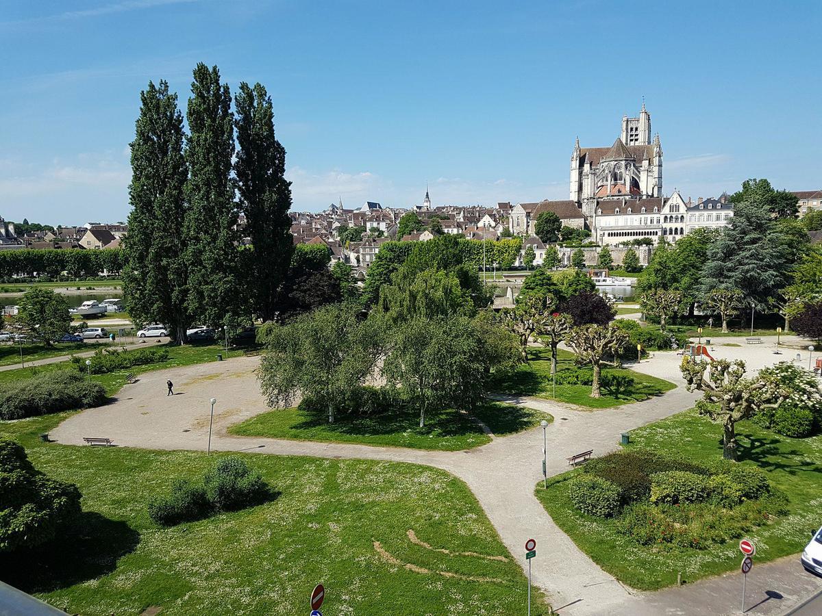 Ibis Budget Auxerre Centre Exterior photo